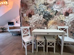 Apartament KOLEJOVA 20 z oddzielną sypialnią - idealny dla rodzin lub grupy znajomych