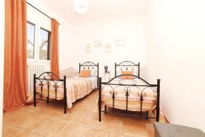 Villa Lino with Pool by Wonderful Italy