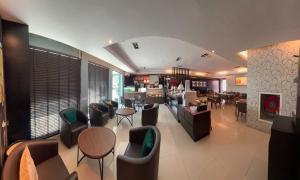 Hotel De Leon