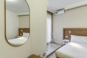 Boezio 6 Rooms by Roman Dreams