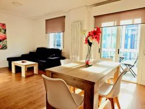 Espacioso y luminoso apartamento - 圣西普安－德比尼亚斯