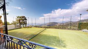 Villas Villa Eden - Provencal Charm, Stunning Views, 10 mins from Monaco : photos des chambres