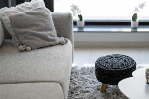 Półwiejska Modern Apartment with AC & Remote Work in Poznań Centre by Noclegi Renters