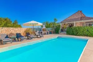 Villa Ilios by Villa Plus - Orthoniaí