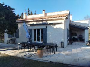 Villas Close to Saint-Remy-de-Provence : photos des chambres