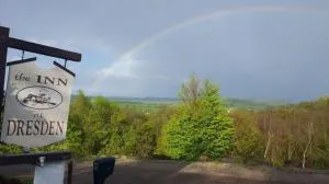 The Inn at Dresden - 曾斯维尔