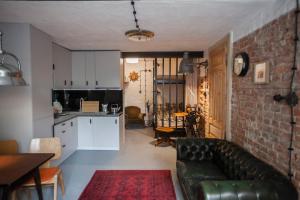 Apartment by the cathedral II