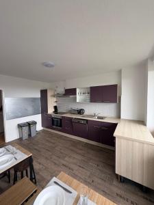 Monteurs Wohnung über den Dächern der Stadt