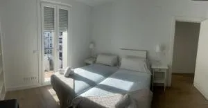 Apartaments Plaza Príncipe Viana - 科多维拉