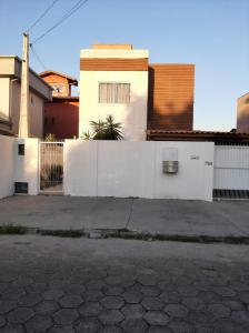 Casa completa perto da praia