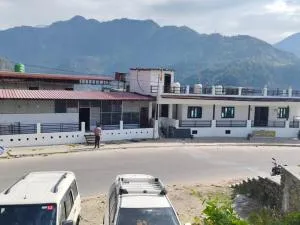 Shree Mahakaal Inn by StayApart - Gupta Kāshi