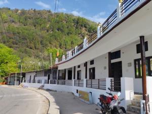 Shree Mahakaal Inn by StayApart