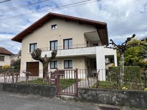 Charmant T2 avec jardin à Aix-les-Bains - FR-1-555-41