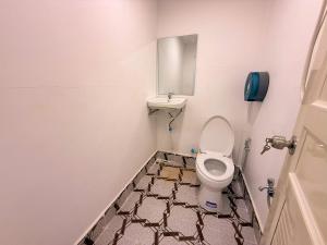 Kohrong Central Beach