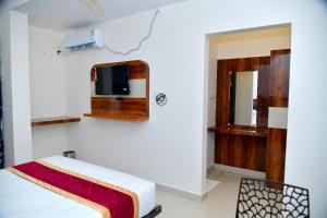 Golden Keys Hotel Chikkabanavara