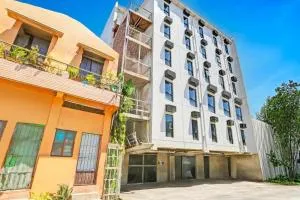 MyTown Madrid, Classy Hostel Bunkbeds Makati Metro Manila - Angono