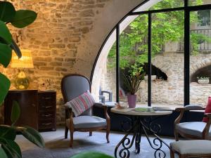 B&B / Chambres d'hotes DOMAINE FORVENT : photos des chambres