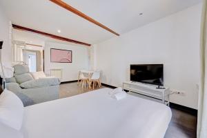 Apartamentos Vinomium by Clabao