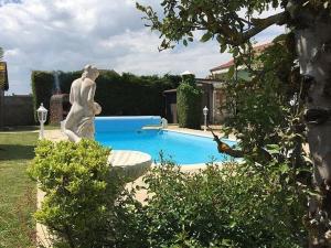 Villas Belle maison au coeur de Beaune avec piscine privee, Cabotte Dionysos : photos des chambres