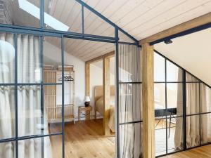 Kurshu Mansards - Modern Loft