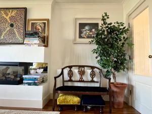 4 Harbour Town House