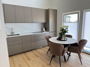 Berģu Skati, RESTBOAT