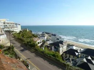 Royal Marine House First Floor Apartment - Whitwell