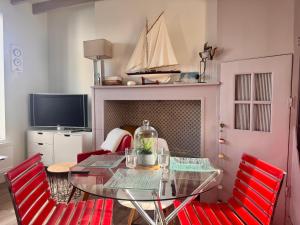 Maisons de vacances CALME ET AUTHENTICITE AU COEUR DU COURTGAIN : photos des chambres