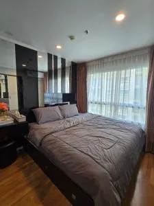 Comfy apartment City center Pool Gym WiFi - 乌隆他尼