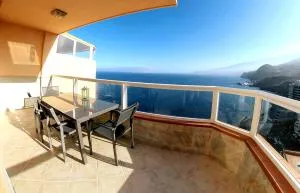 Facing the ocean - Full Appt 2 ch double - Radazul