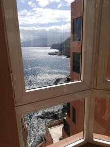 Facing the ocean - Full Appt 2 ch double