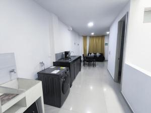 Aparta Hotel Praga Cali - Cols eguros Autopoista sur