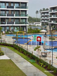 Flat em Muro Alto Porto de Galinhas com Piscina