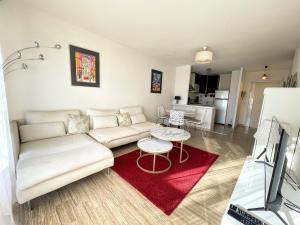 Serenity YourHostHelper