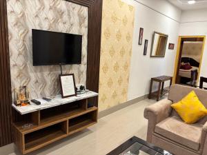 VANDYaS INN 1BHK Studio Unit