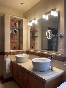 One Sixteen Guest House