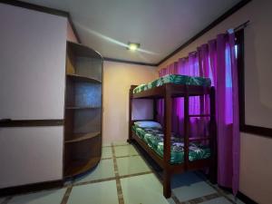 VisiTours Nook Moalboal Guest House