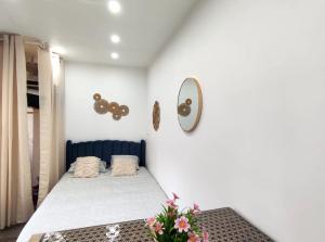 Appartements ღ NeoNest - Studio Hyper Centre , Wifi & Cour : photos des chambres