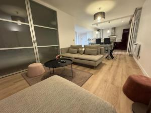 Appartements T3 terrasse-parking Groupama Stadium LDLCArena : photos des chambres