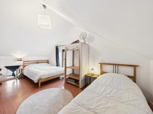 Maisons de vacances Charmante maison de campagne pour 6 avec jardin : photos des chambres