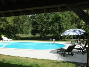 Gîte du Moulin Lasnier, 3 étoiles, close to Beauval and Châteaux - 谢尔河畔塞勒