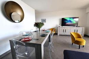 Appartements Acula Marina - Mer, Maquis Corse - T4 Lumineux : photos des chambres