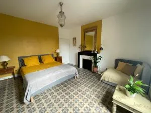 Les volets verts - 圣洛朗-德拉