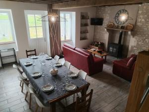 Maisons de vacances Typical Berry house la Gagere : photos des chambres