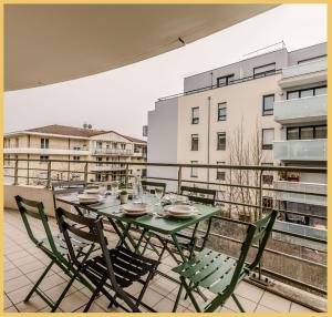 Appartements Le Manoir I T3 I Ferney-Voltaire : photos des chambres
