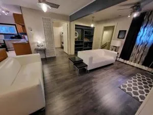 Suites On Chocolate - The Annville Cottage - Myerstown