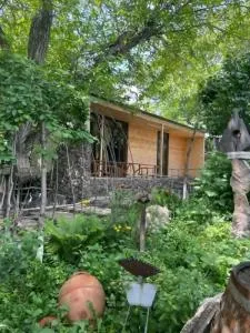 Albert's Pottery - Aghtsʼkʼ