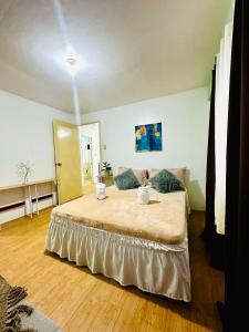 Host Homes Campetic per room - Camella 3BR Townhouse