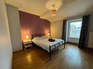 Villas Spacious renovated villa Groupama Stadium LDLC : photos des chambres