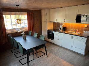 Two-Bedroom Cottage room in Fagernes Camping